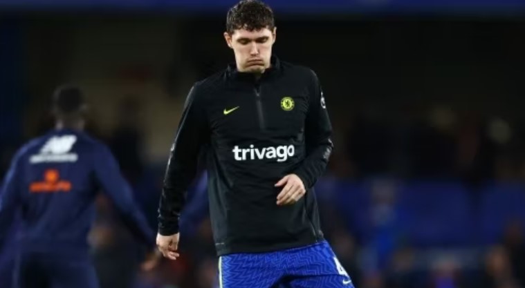 Barcelona step up Andreas Christensen chase