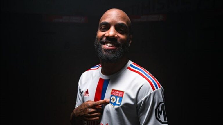 Alexandre Lacazette Age, Salary, Net worth, Current Teams, Career, Height, and much more