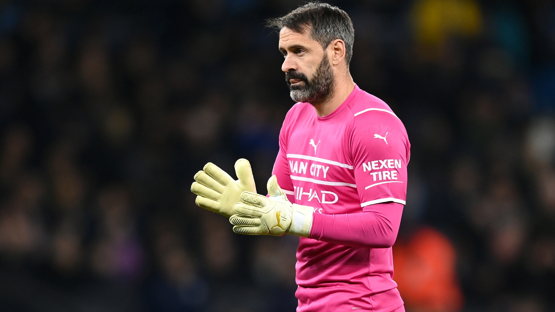 Scott Carson age, salary, net worth, girlfriend, Career and much more