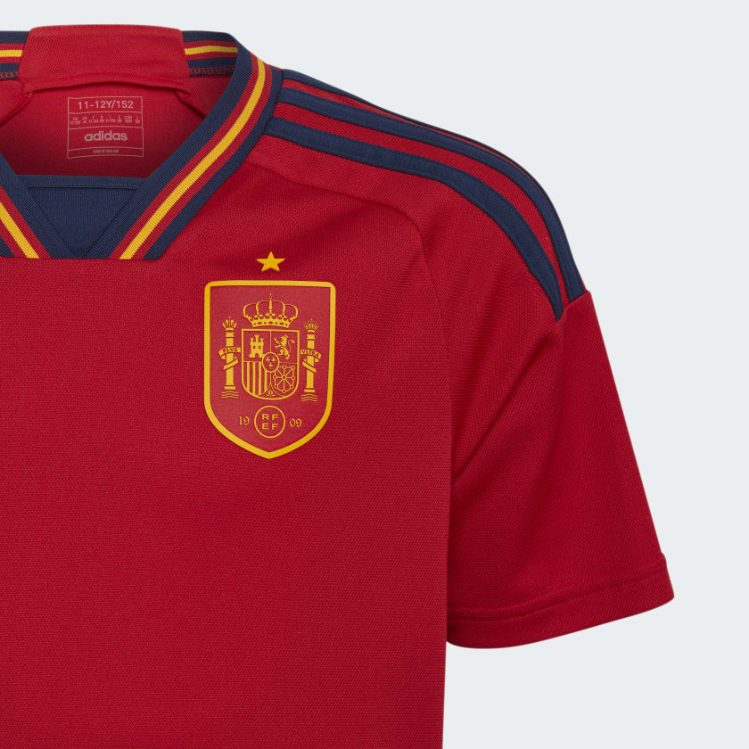 Spain World Cup 2022 Home Kit Club Badge