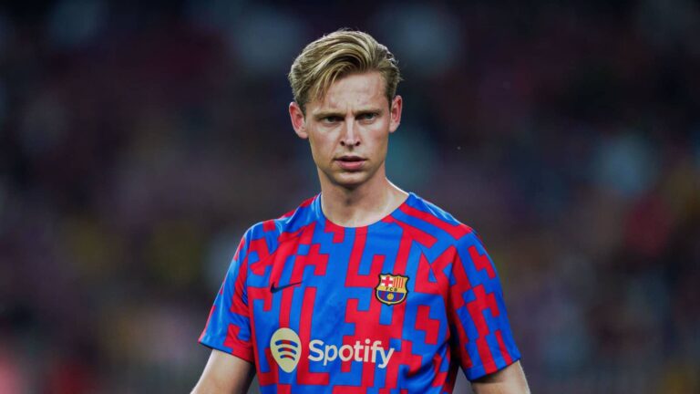 Frenkie de Jong Age, Salary, Net worth, Career, Current Teams, Height, and much more