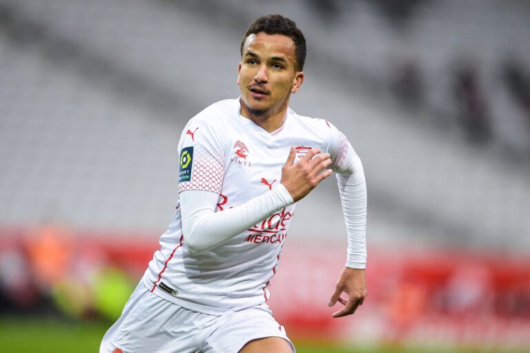 Sofiane Alakouch Age, Salary, Net worth, Current Teams, Career, Height, and much more