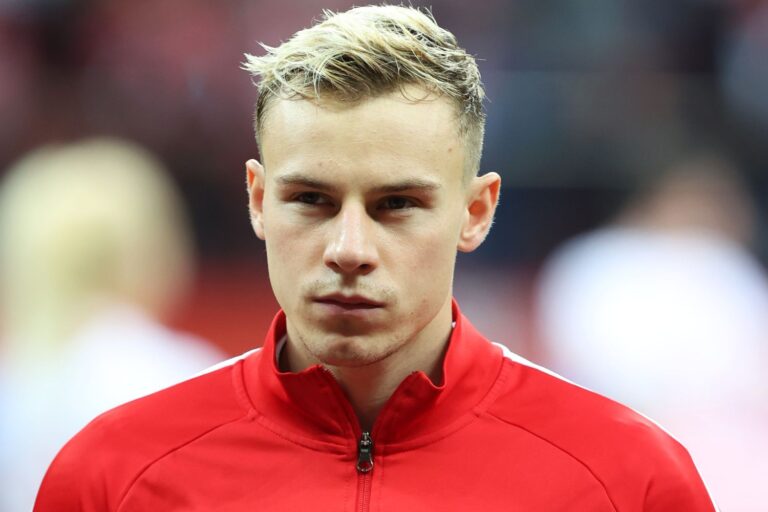 Szymon Żurkowski Age, Salary, Net worth, Current Teams, Career, Height, and much more