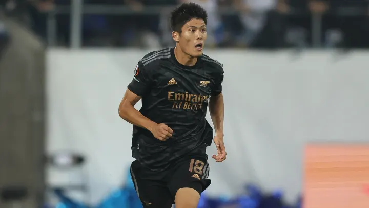 Takehiro Tomiyasu Age, Salary, Net worth, Current Teams, Career, Height, and much more