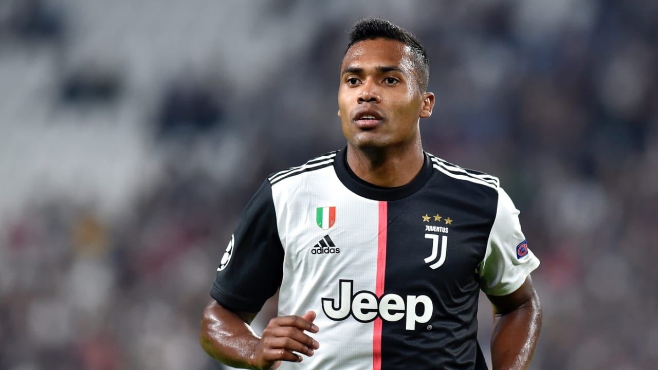 Alex Sandro Age, Salary, Net worth, Current Teams, Career, Height, and much more