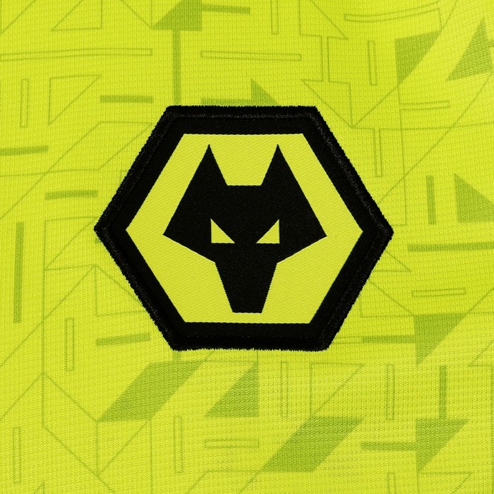 Wolves Away Goalkeeper Kit 2023-24 Club Badge