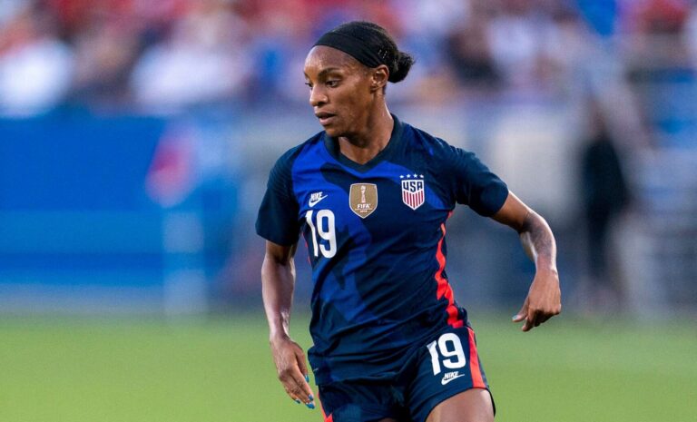 Crystal Dunn Age, Salary, Net worth, Current Teams, Career, Height, and much more