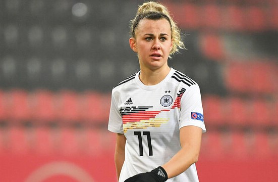 Lena Lattwein Age, Salary, Net worth, Current Teams, Career, Height, and much more