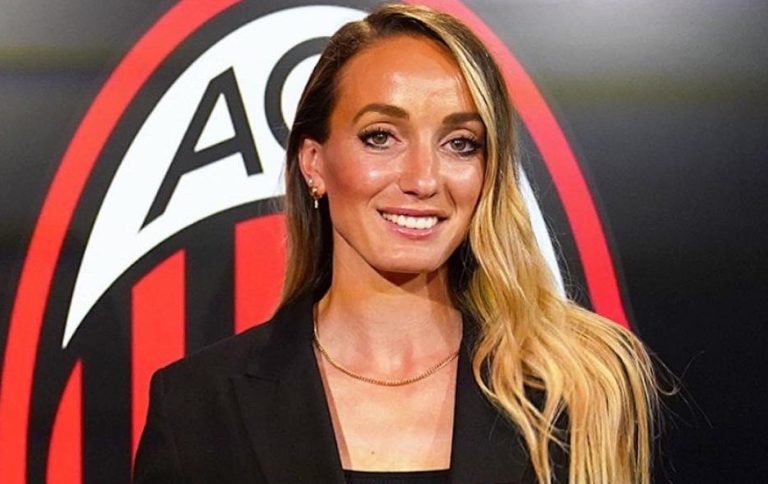 Kosovare Asllani Age, Salary, Net worth, Current Teams, Career, Height, and much more