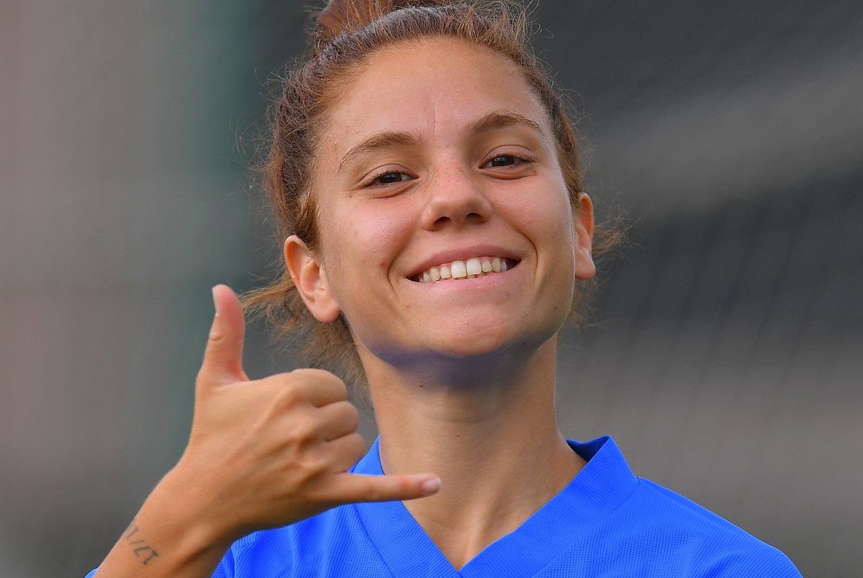 Manuela Giugliano Age, Salary, Net worth, Current Teams, Career, Height, and much more