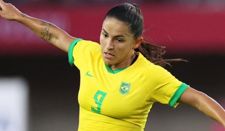 Debora Cristiane de Oliveira Age, Salary, Net worth, Current Teams, Career, Height, and much more