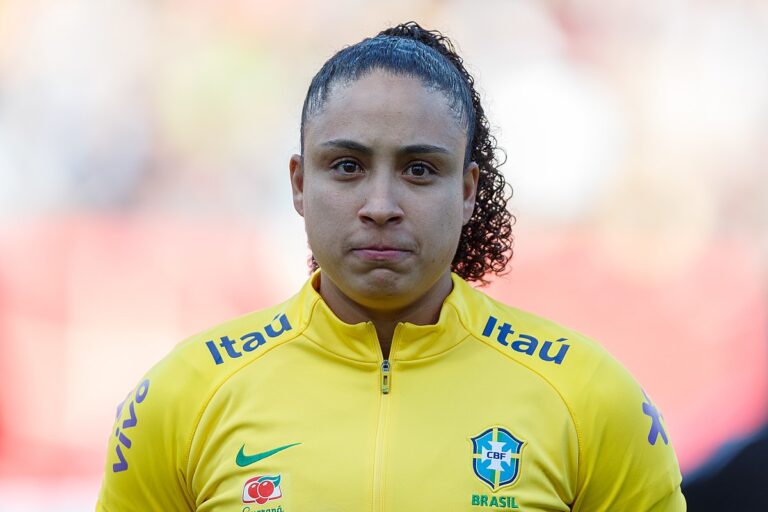 Leticia Izidoro Lima da Silva Age, Salary, Net worth, Current Teams, Career, Height, and much more