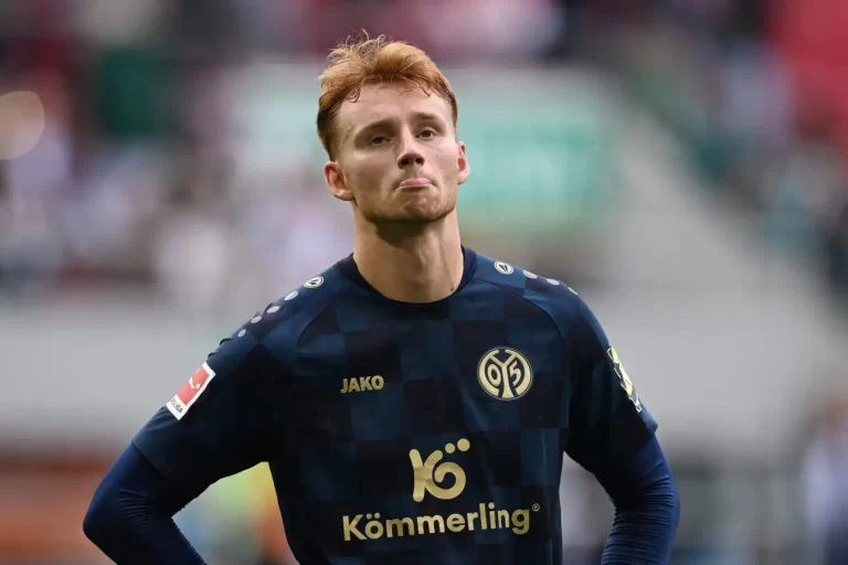 Sepp van den Berg Age, Salary, Net worth, Current Teams, Career, Height, and much more